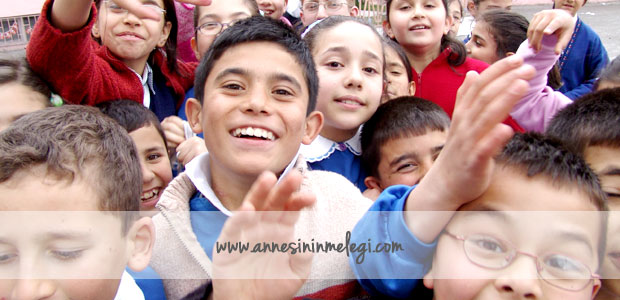 Yeni eğitim döneminde çocuğunuzun sağlığı için önemli bilgiler Çocuğunuzu İshalden Korumak İstiyorsanız Beslenme Çantasından Yoğurt ve Kefiri Eksik Etmeyin!