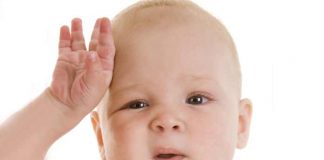 Bebeklerin doğumdan sonra yalnızca başındaki ter bezleri çalışır. Bu yüzden bebekler sıklıkla başlarından terlerler.