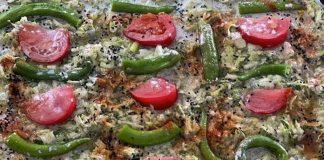 Negerek Böreği, Karaburun'un ünlü yemeklerinden. Unsuz ve yufkasız börek tarifi arıyorsanız bu özel lezzete göz atın. Kabakla harikalar yaratın