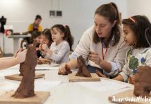İstanbul Modern çocuklara sanatla dolu, eğlenceli ve yaratıcı bir yarıyıl tatili sunuyor. Bir Sanat Çalışmasını Çözümlemek, Foto Kolaj, Çamurdan Heykeller, Geleceğin Mimarları, Baskı Resim Atölyesi, Resimler ve Kostümler ve daha pek çok atölye programı yarıyıl tatilinde çocukları bekliyor