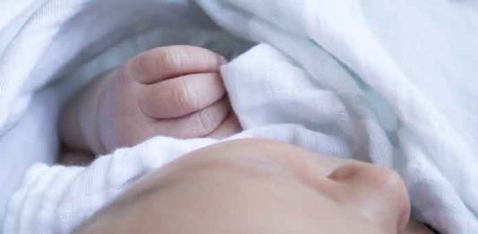 Bebeğimin gündüz uykuları nasıl uzar?