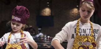 Ara tatilde çocuklar için lezzetli bir etkinlik: Kahve Dünyası çikolata atölyesi